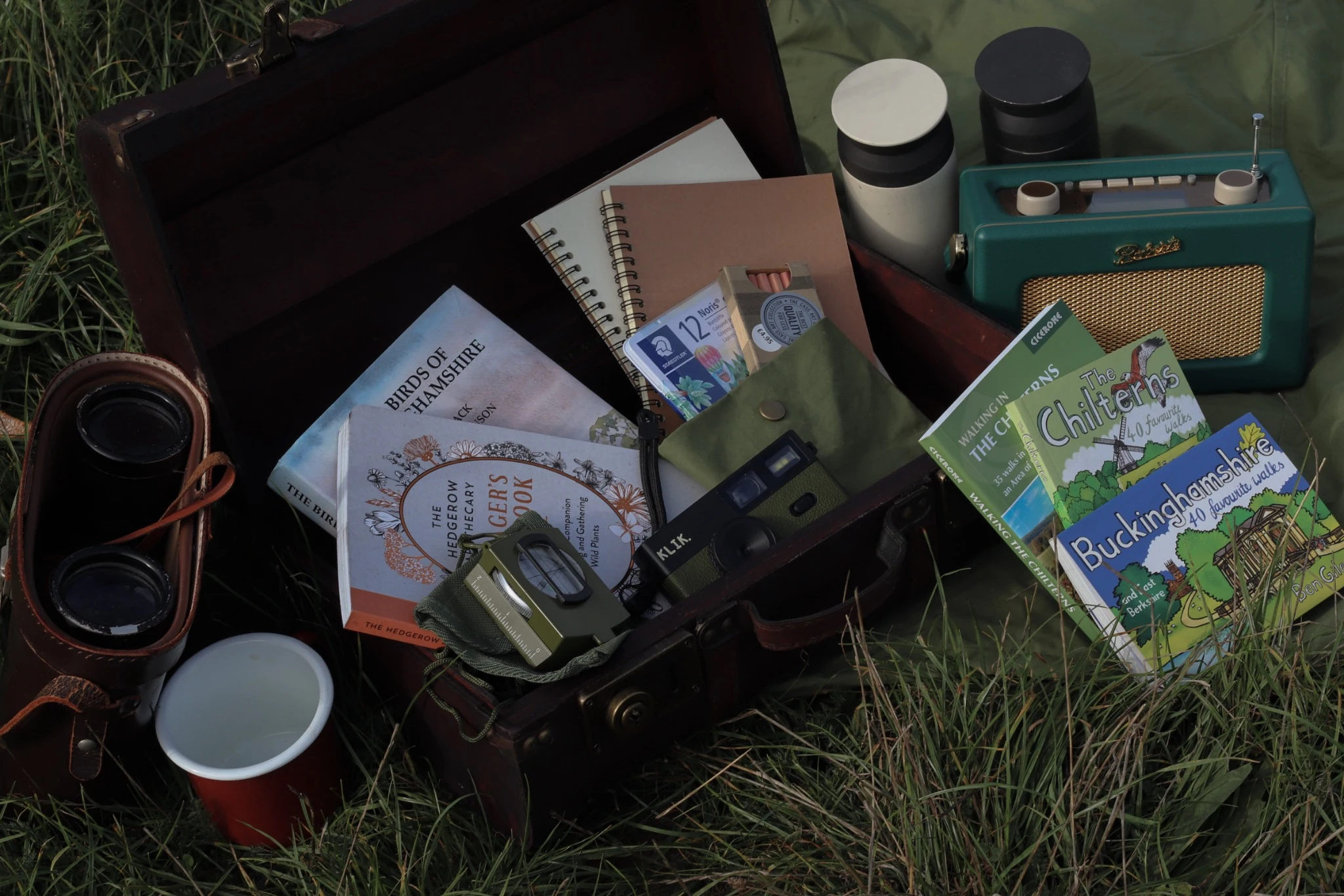 Explore and connect kit on the grass